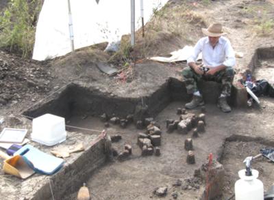 Excavation at the Archaic/Woodland Eastep Site
